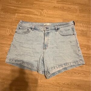 Abercrombie & Fitch Light Blue Dad Jean Denim Shorts